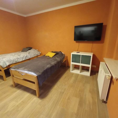 Kleine 1-Raum-Ferienwohnung Mit Hohem Komfort Teuchern Buitenkant foto