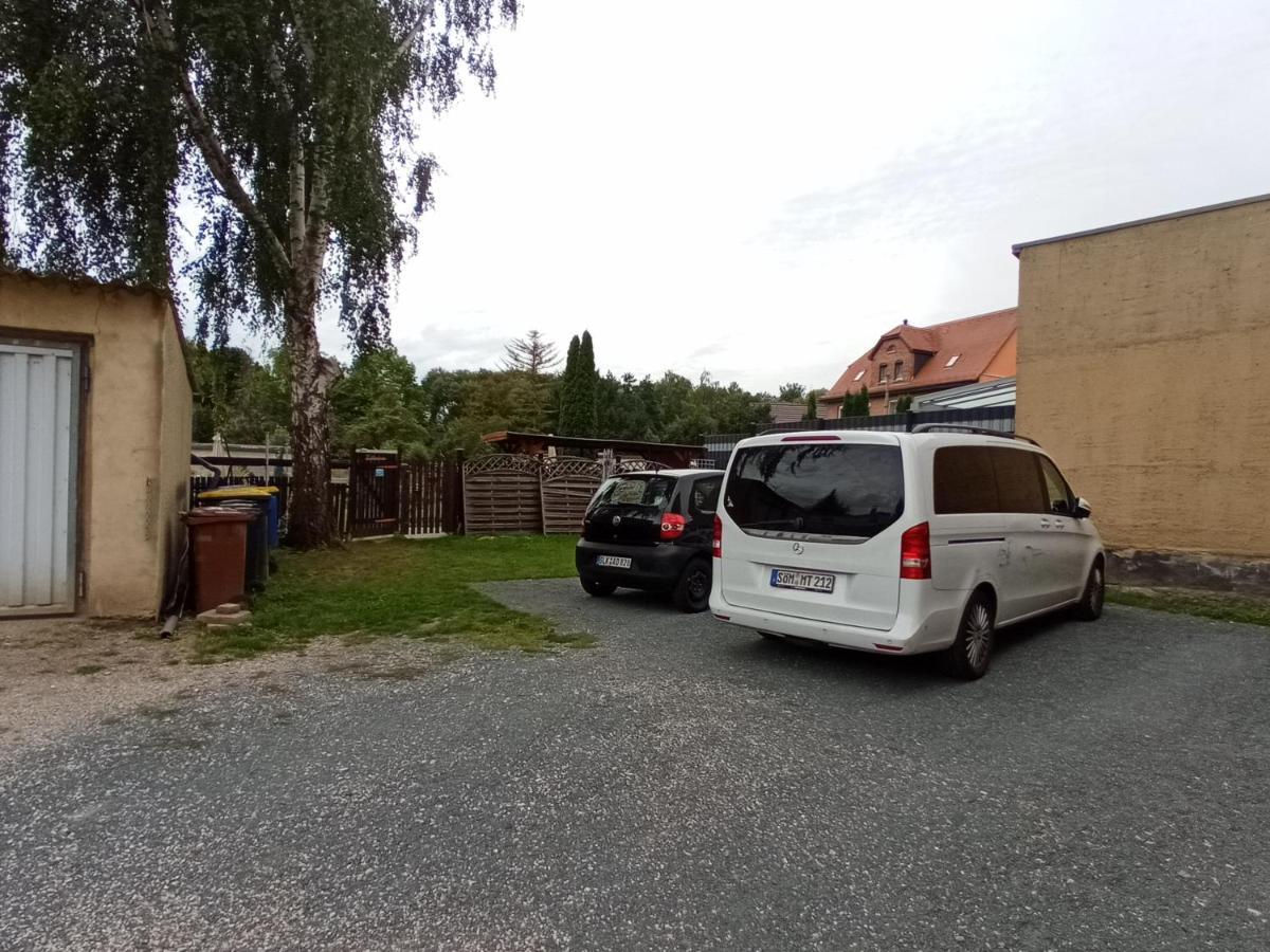 Kleine 1-Raum-Ferienwohnung Mit Hohem Komfort Teuchern Buitenkant foto